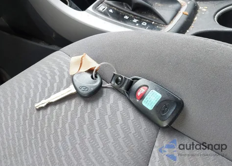 2016 Hyundai Elantra Se из США, поврежденный, VIN 5NPDH4AE4GH746041